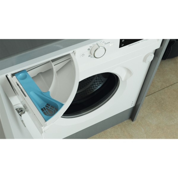 Фото - Пральна машина вбудована Whirlpool BI WMWG 71483E EU